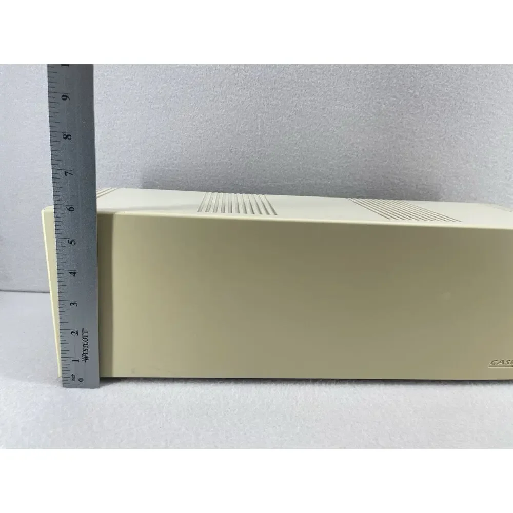 VTG Case Logic 30 Disc Wall Mount CD Storage Rack Beige Plastic Organizer